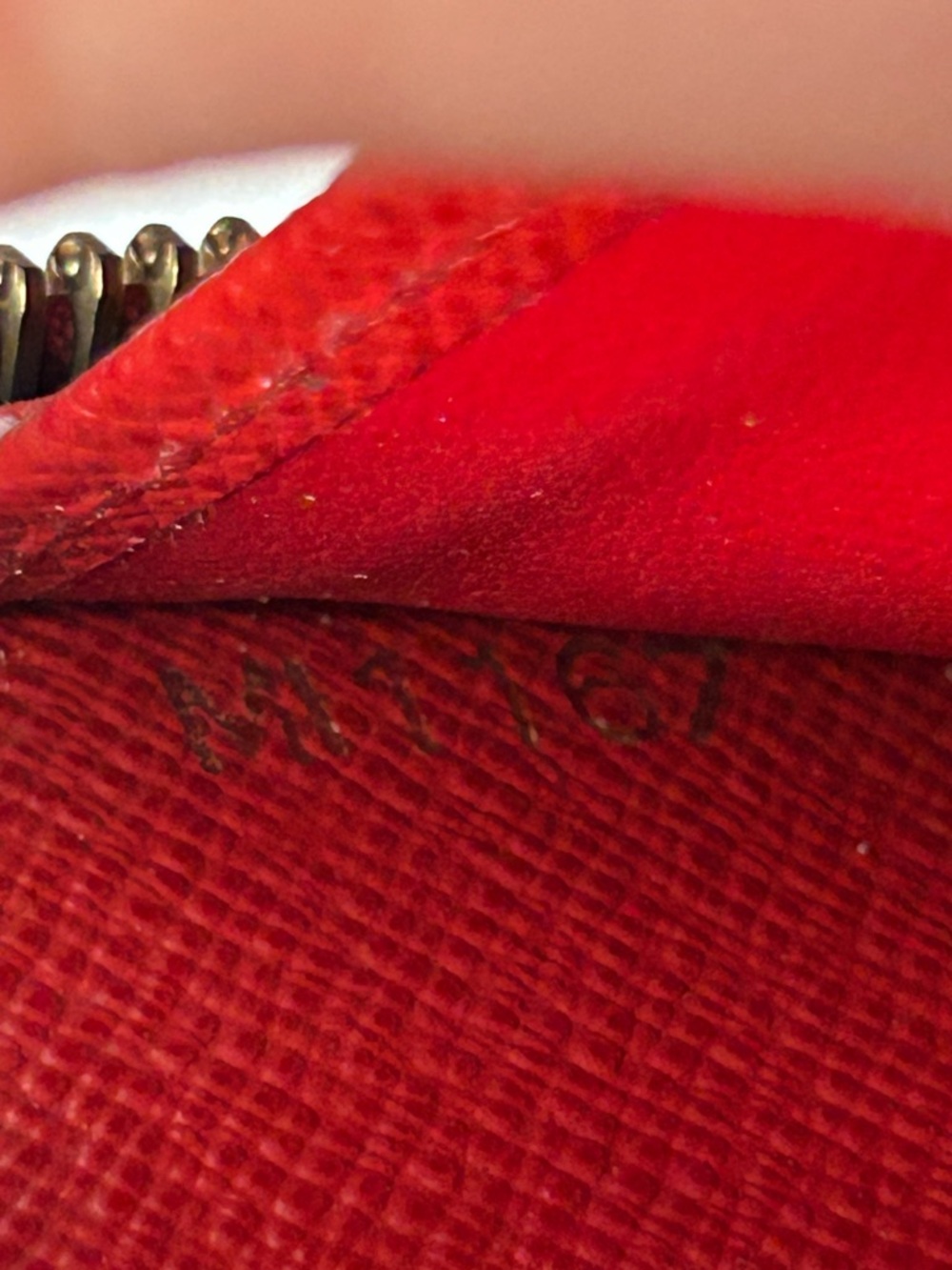 Louis Vuitton Retiro Monogram Zippy Wallet 😍❤️🔥 - Picture 6 of 17